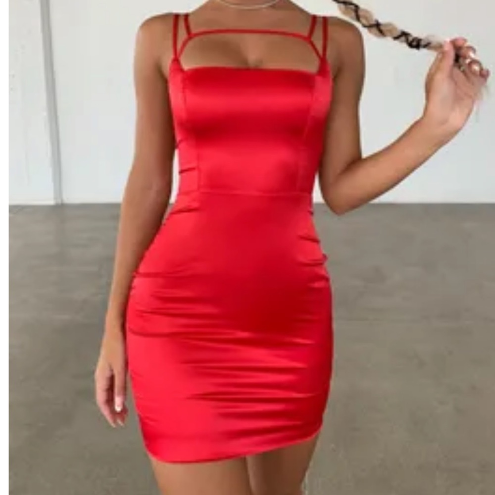 Red satin body-con
